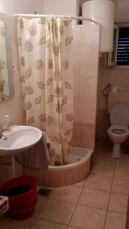 Antonija Apartments With Pool Biograd Na Moru Phòng bức ảnh