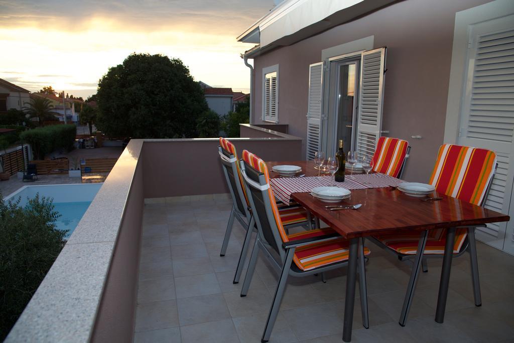Antonija Apartments With Pool Biograd Na Moru Ngoại thất bức ảnh