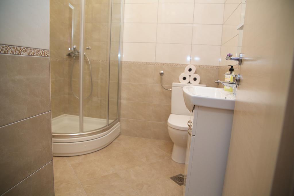 Antonija Apartments With Pool Biograd Na Moru Ngoại thất bức ảnh