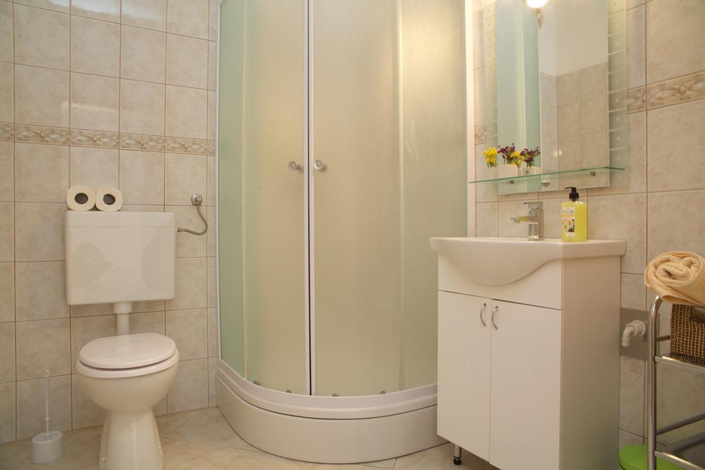 Antonija Apartments With Pool Biograd Na Moru Ngoại thất bức ảnh