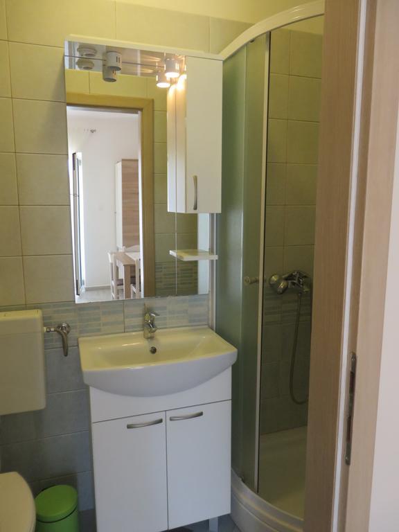 Antonija Apartments With Pool Biograd Na Moru Ngoại thất bức ảnh