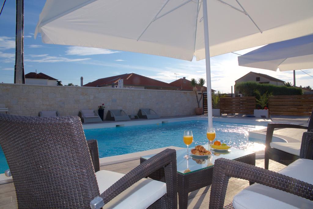 Antonija Apartments With Pool Biograd Na Moru Ngoại thất bức ảnh
