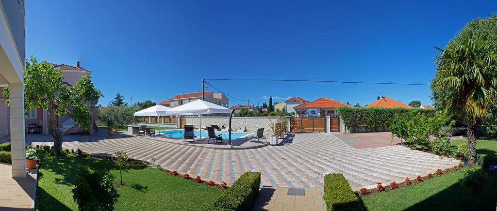 Antonija Apartments With Pool Biograd Na Moru Ngoại thất bức ảnh